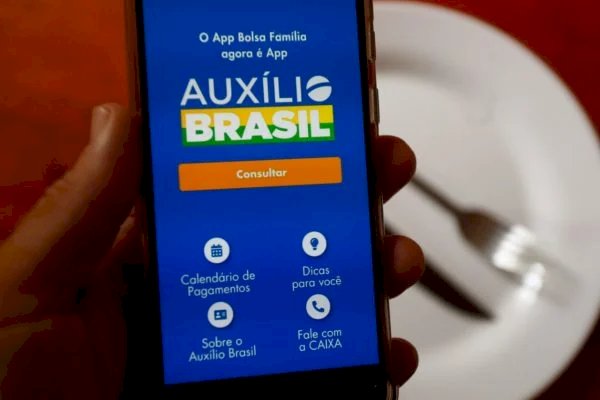 Auxílio Brasil de R$ 600 começa a ser pago em agosto. Confira detalhes