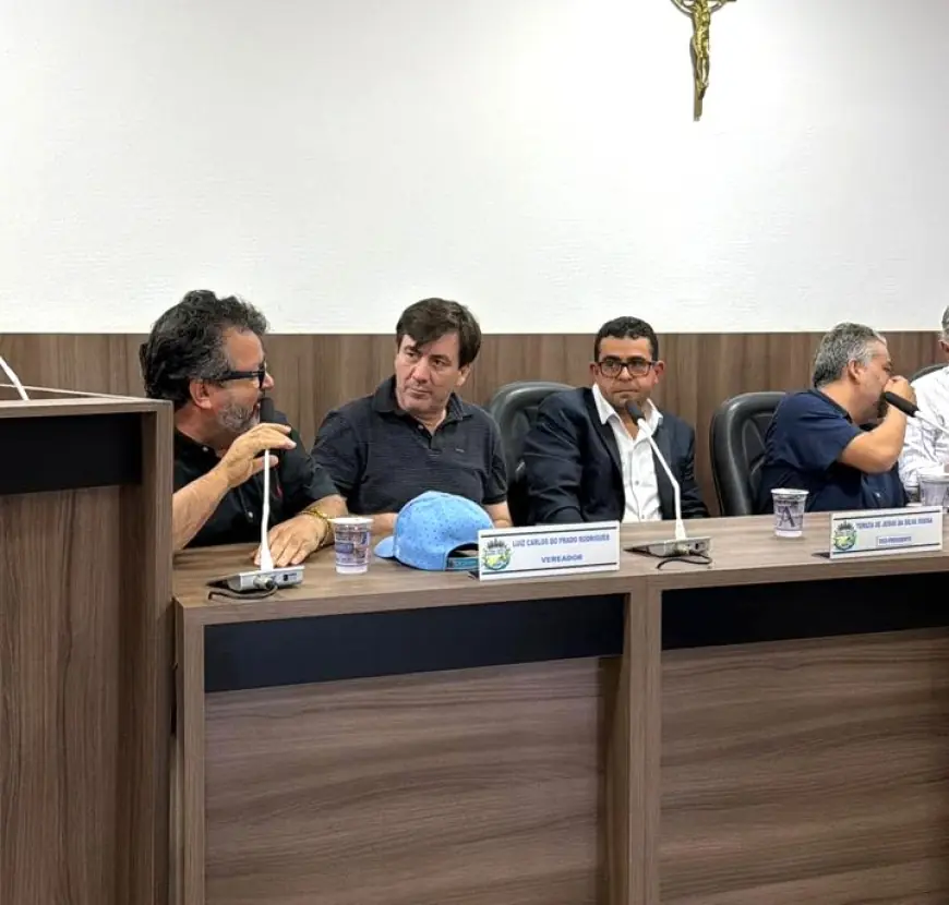 Zeca do PT, Carlos Bernardo e Vander Loubet firmam  compromisso com o futuro de Santa Rita do Pardo