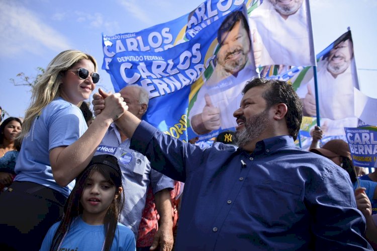 Priorizando a educação, Carlos Bernardo entra na disputa para Deputado Federal