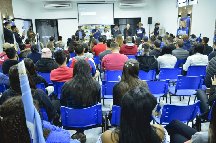 Com a presença de André Puccinelli, Carlos Bernardo inaugura comitê em Ponta Porã