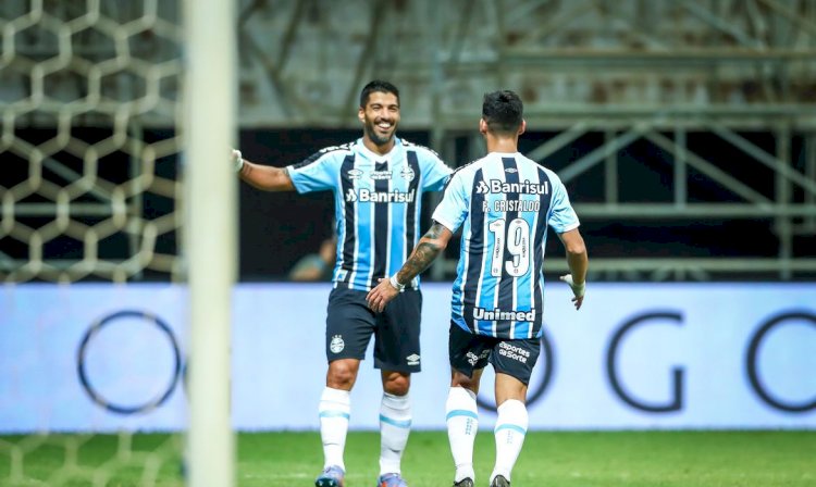 Grêmio vence no Mané Garrincha e avança na Copa do Brasil