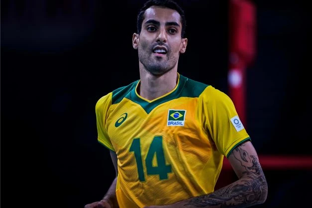 Bruninho surpreende na recepção e ajuda Douglas Souza a marcar ponto por Campinas